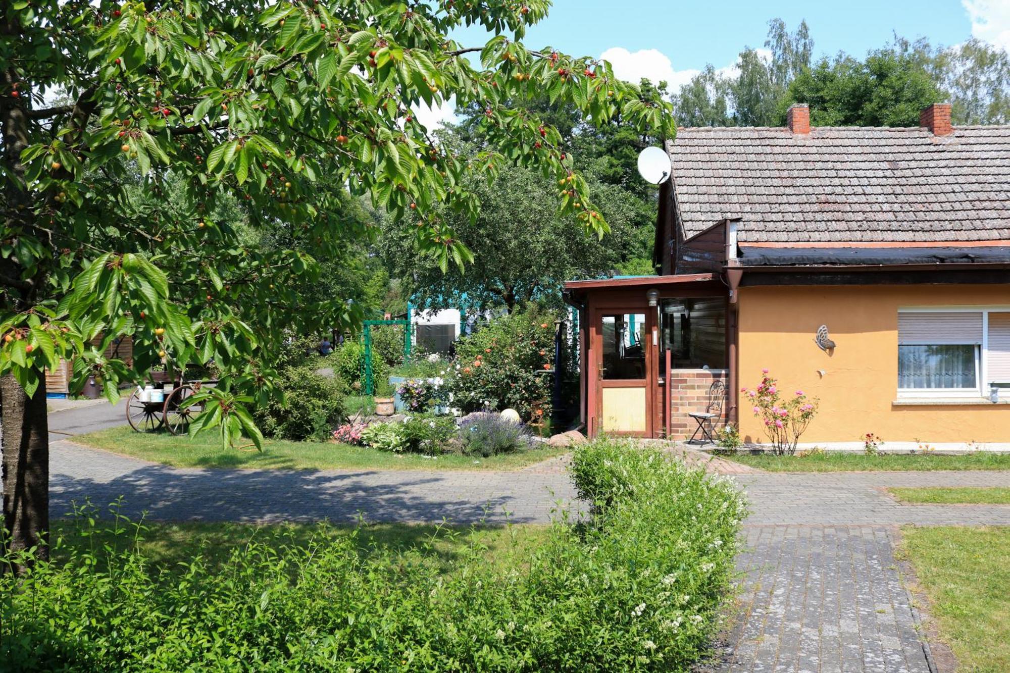 Gasthaus&Pension Am Kurfürstendamm Burg  Exterior foto
